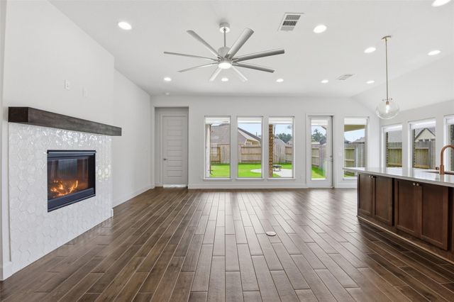 15647 Turtlehead Trail, Conroe, TX 77302