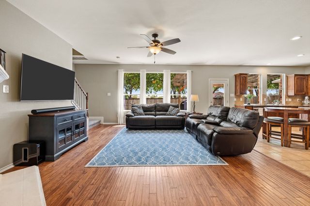 4156 Petersburg Drive, Fort Worth, TX 76244