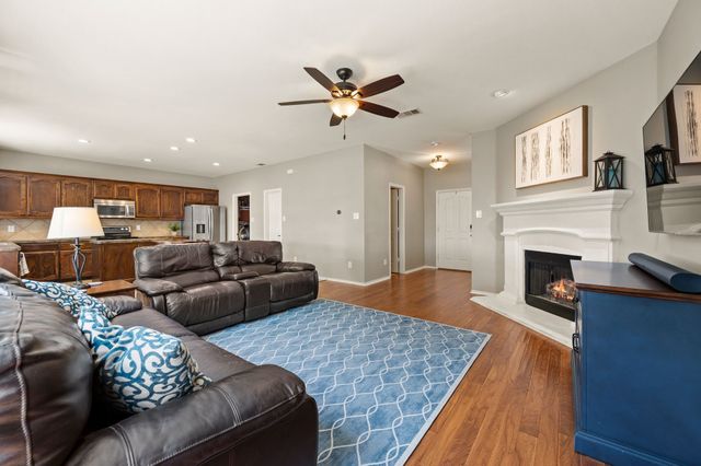 4156 Petersburg Drive, Fort Worth, TX 76244