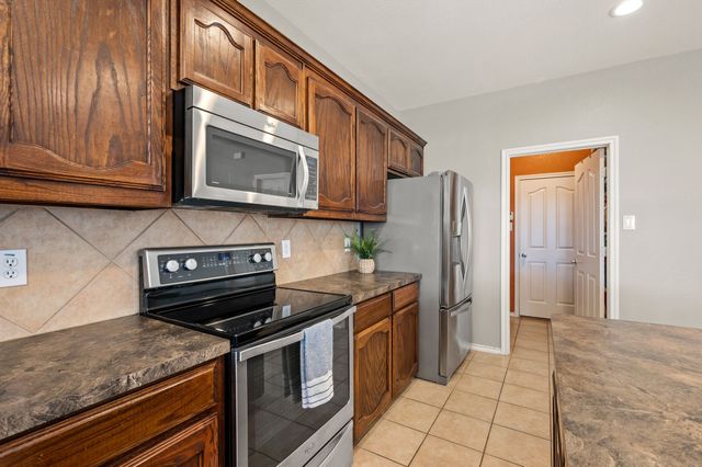 4156 Petersburg Drive, Fort Worth, TX 76244