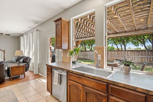 4156 Petersburg Drive, Fort Worth, TX 76244