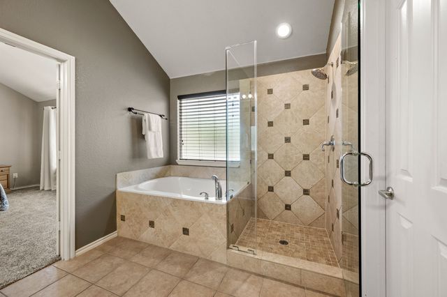 4156 Petersburg Drive, Fort Worth, TX 76244
