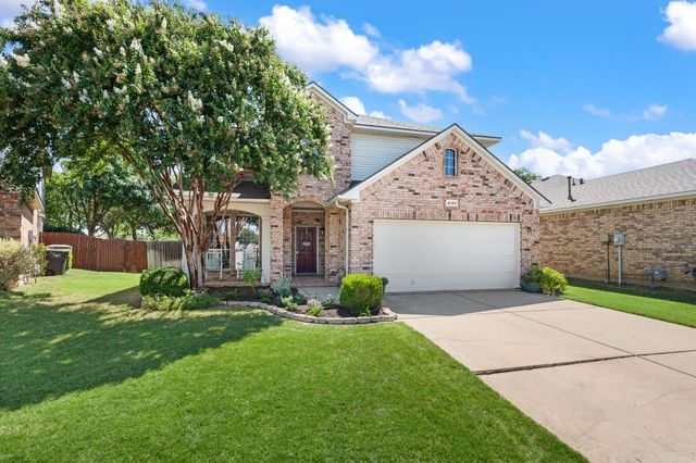 4156 Petersburg Drive, Fort Worth, TX 76244