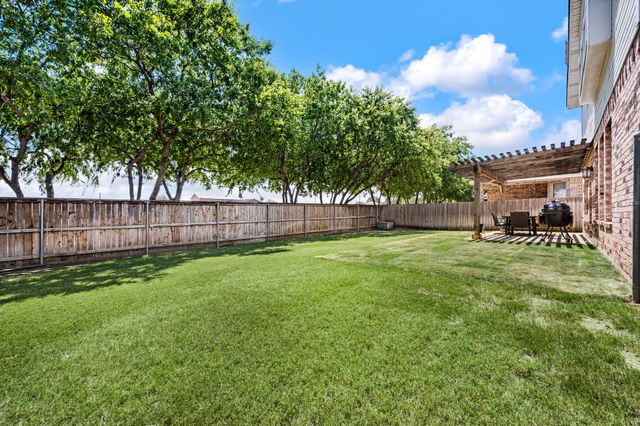 4156 Petersburg Drive, Fort Worth, TX 76244