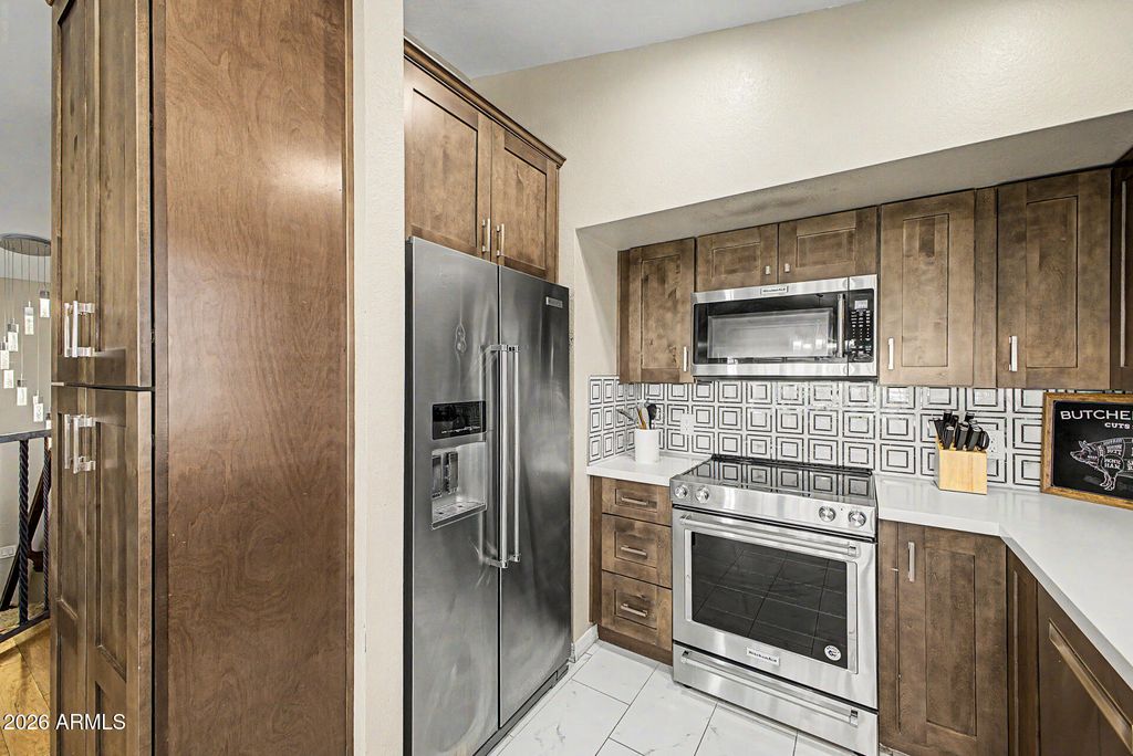 Image 15 of property listing at 1409 N 62ND Place, Mesa, AZ 85205