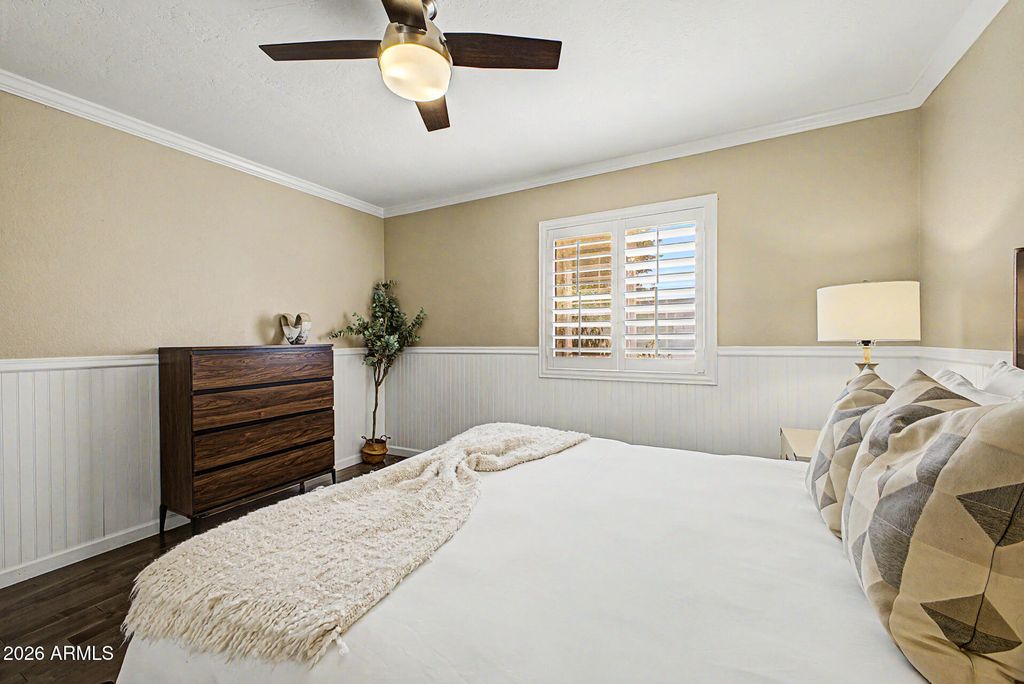 Image 25 of property listing at 1409 N 62ND Place, Mesa, AZ 85205