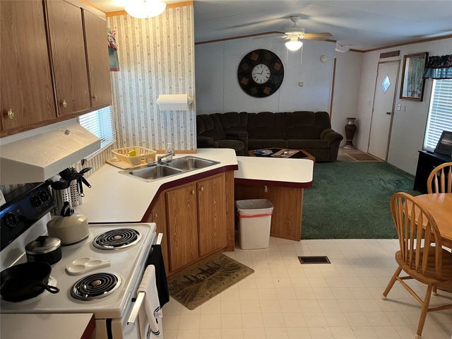 17849 N State Highway 16, Possum Kingdom Lake, TX 76449