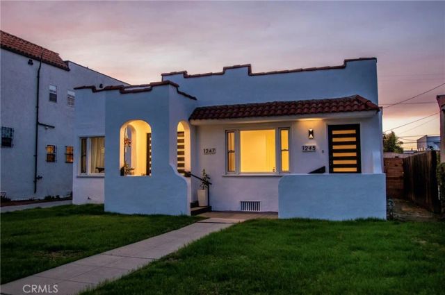 1247 S. Tremaine Avenue, Los Angeles, CA 90019