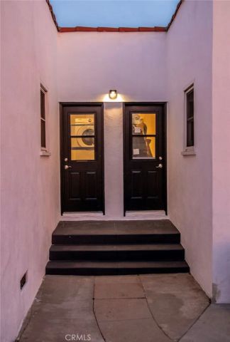 1247 S. Tremaine Avenue, Los Angeles, CA 90019
