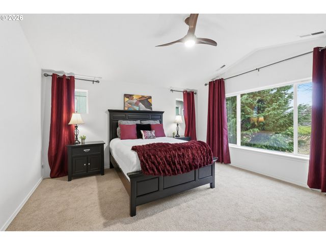 1502 Se SWEETBAY St, Hillsboro, OR 97123