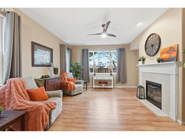 1502 Se SWEETBAY St, Hillsboro, OR 97123