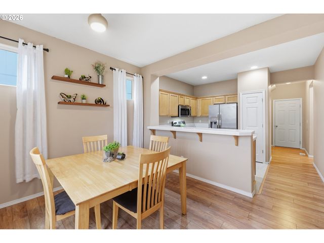 1502 Se SWEETBAY St, Hillsboro, OR 97123