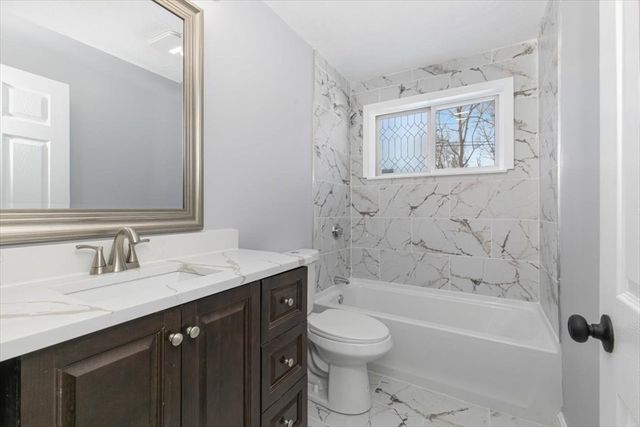 360 Marshall St, Tewksbury, MA 01876