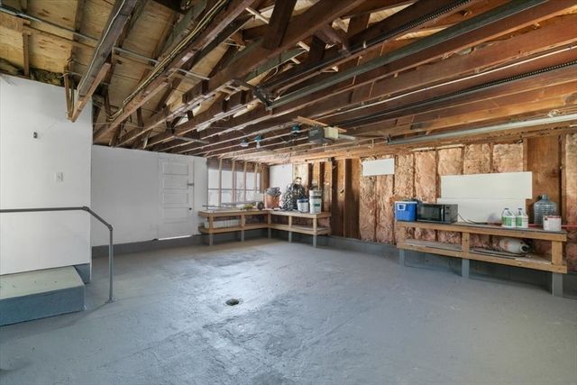 360 Marshall St, Tewksbury, MA 01876