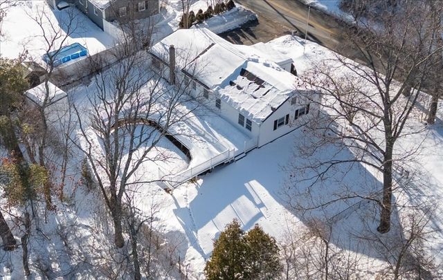 360 Marshall St, Tewksbury, MA 01876