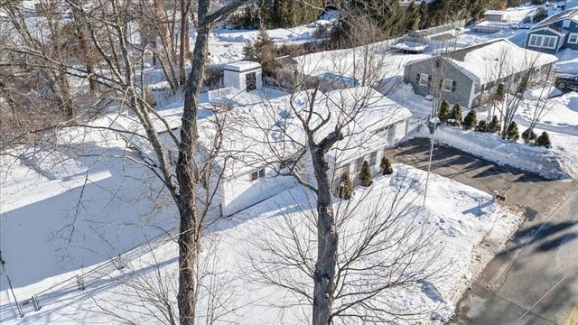 360 Marshall St, Tewksbury, MA 01876