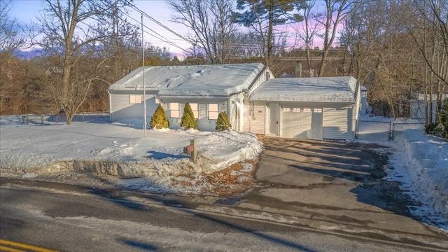 360 Marshall St, Tewksbury, MA 01876