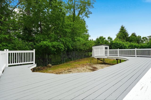 360 Marshall St, Tewksbury, MA 01876