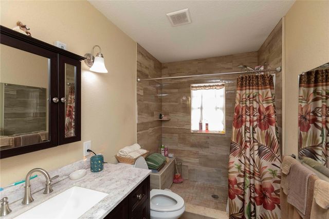 8107 E 19TH AVENUE, Tampa, FL 33619