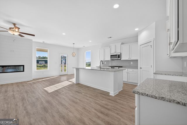 70 Purackal Lane, Statham, GA 30666