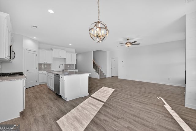 70 Purackal Lane, Statham, GA 30666
