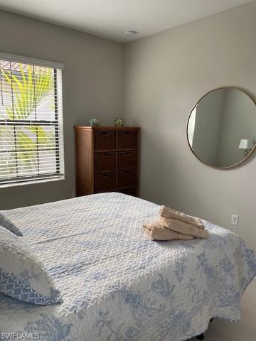 1330 Oceania DR N 2, Naples, FL 34113