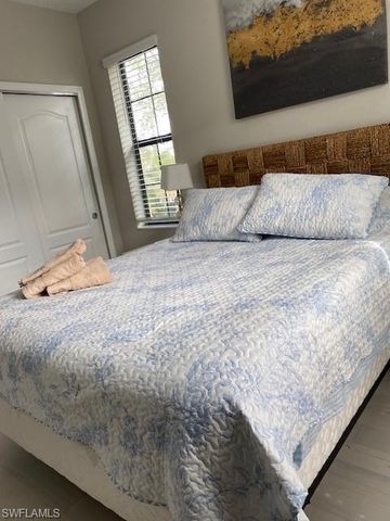 1330 Oceania DR N 2, Naples, FL 34113