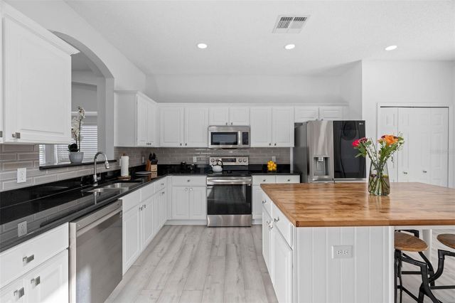 8452 SECRET KEY COVE, Kissimmee, FL 34747