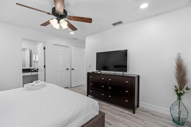 8452 SECRET KEY COVE, Kissimmee, FL 34747