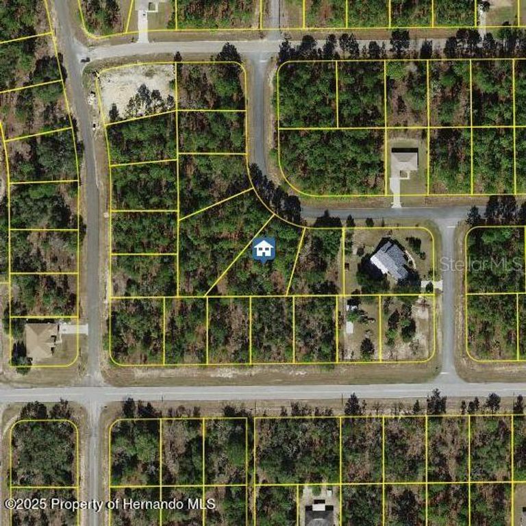 2404 W ELMORE LOOP, Citrus Springs, FL 34434