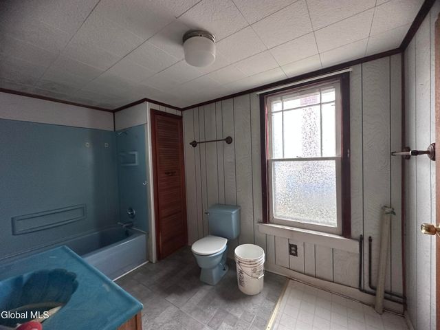 305 Oak Street, Corinth, NY 12822