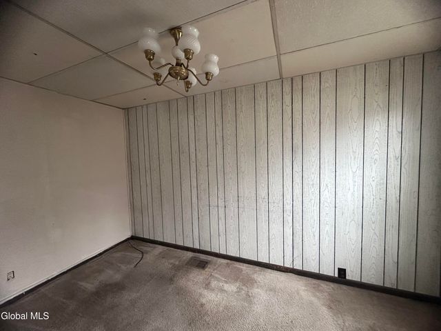 305 Oak Street, Corinth, NY 12822