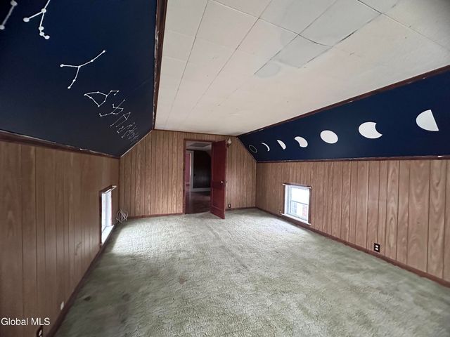 305 Oak Street, Corinth, NY 12822