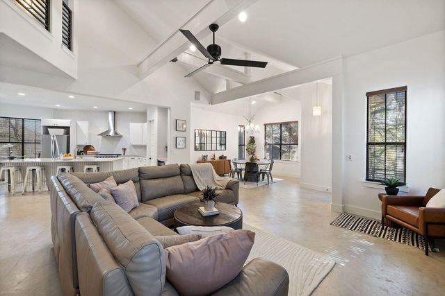 1018 Harwood PL, Austin, TX 78704