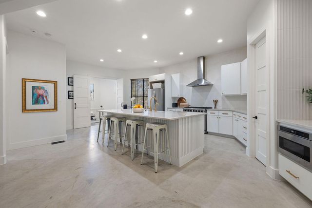 1018 Harwood PL, Austin, TX 78704