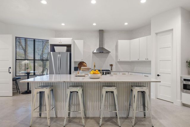 1018 Harwood PL, Austin, TX 78704