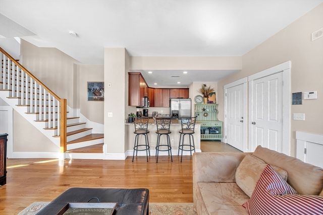 121 East Cottage St APT 4, Boston, MA 02125