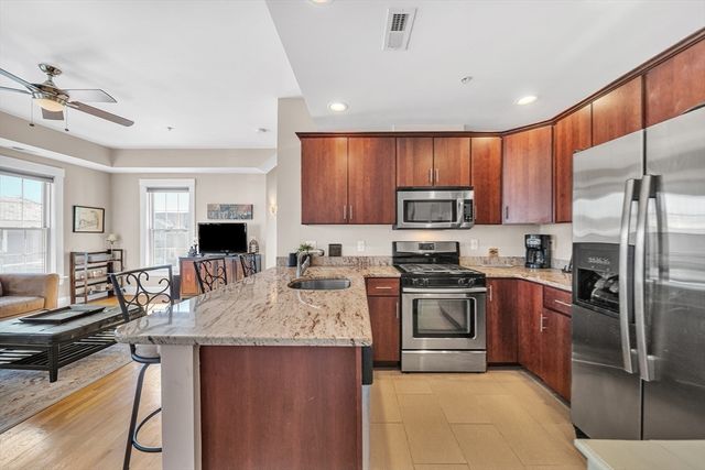 121 East Cottage St APT 4, Boston, MA 02125