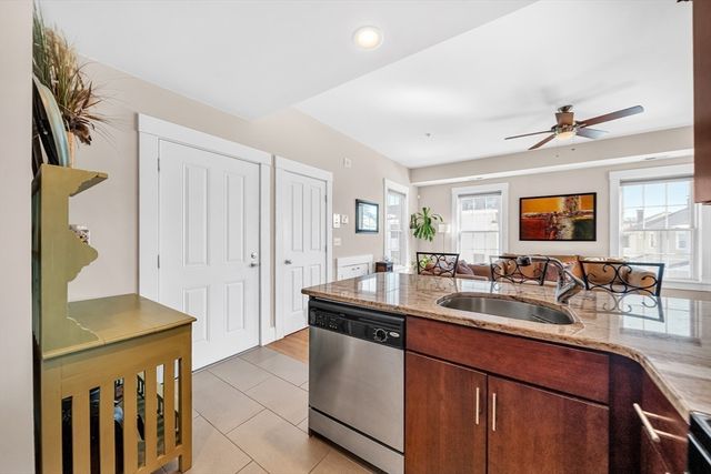 121 East Cottage St APT 4, Boston, MA 02125