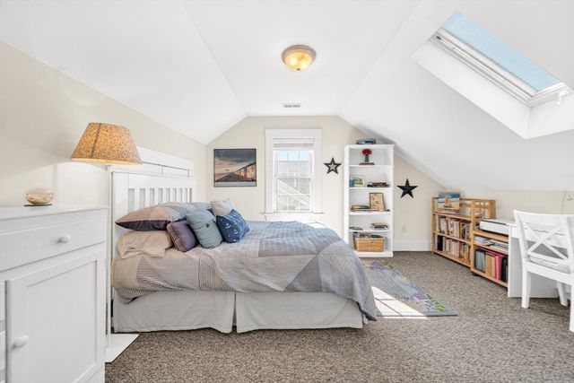 121 East Cottage St APT 4, Boston, MA 02125