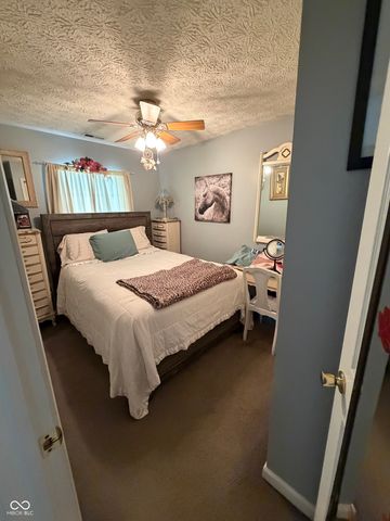 7625 Orchard Village Drive, Indianapolis, IN 46217