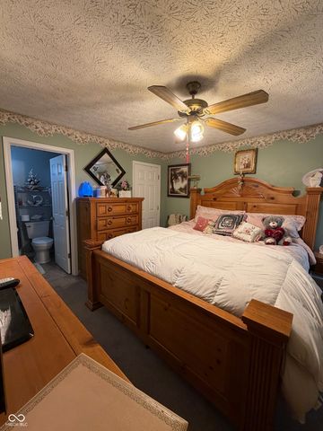 7625 Orchard Village Drive, Indianapolis, IN 46217