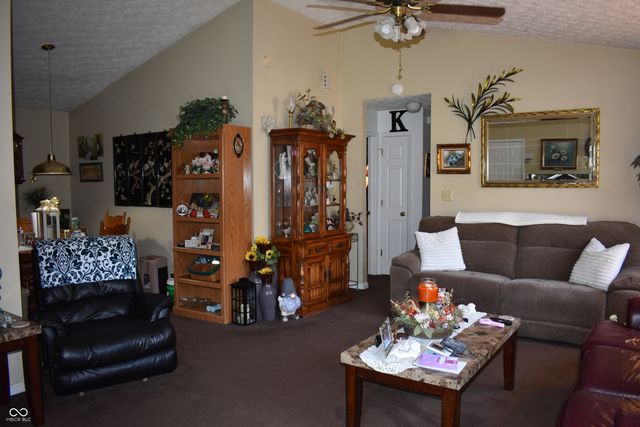 7625 Orchard Village Drive, Indianapolis, IN 46217