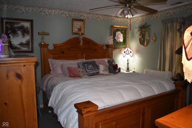7625 Orchard Village Drive, Indianapolis, IN 46217