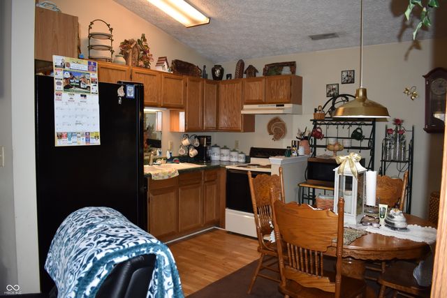 7625 Orchard Village Drive, Indianapolis, IN 46217