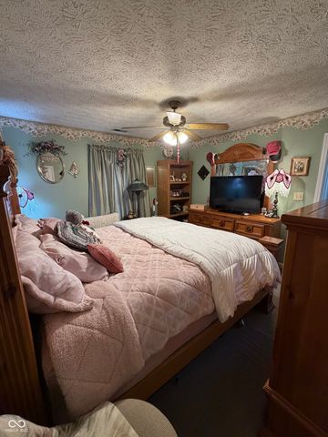 7625 Orchard Village Drive, Indianapolis, IN 46217