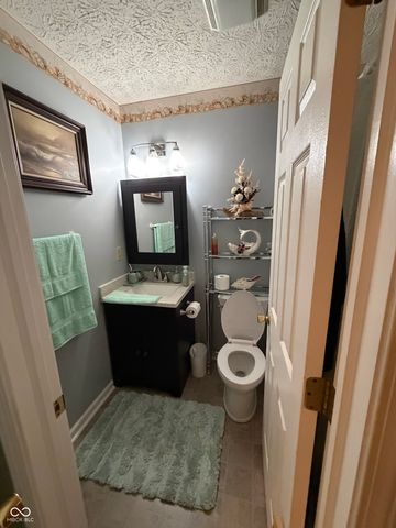 7625 Orchard Village Drive, Indianapolis, IN 46217