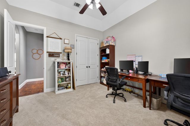 7112 Chimney Creek Drive, North Richland Hills, TX 76182