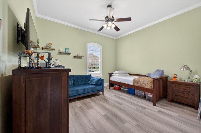 7112 Chimney Creek Drive, North Richland Hills, TX 76182