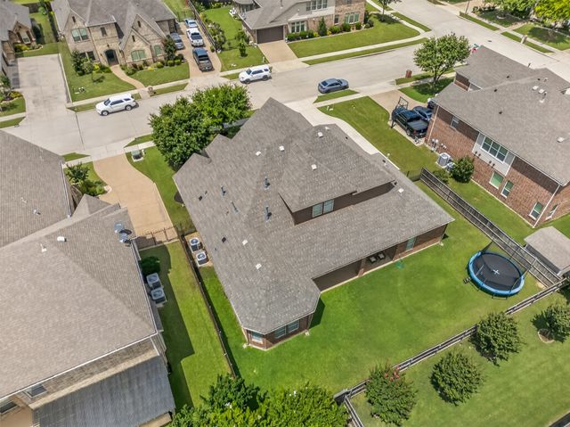 7112 Chimney Creek Drive, North Richland Hills, TX 76182